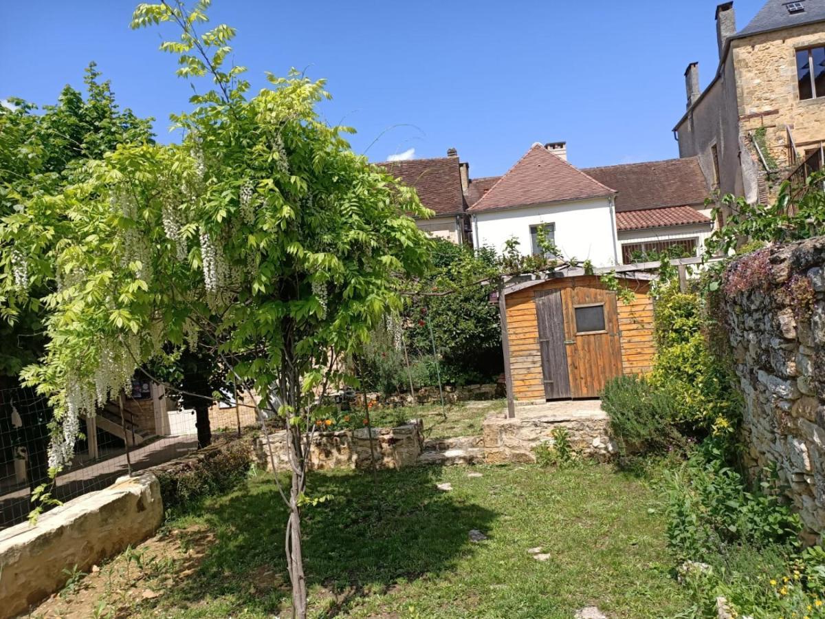 Maison De Caractere Au Coeur De La Cite Medievale De Gourdon Kültér fotó